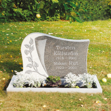 Begravning Sten Rip K 306 Gravsten i mörkgrå granit | Tranås Stenhuggeri